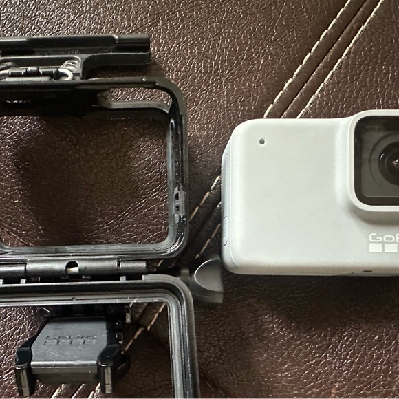 GoPro Gray Action Camera - Picture 4 of 4